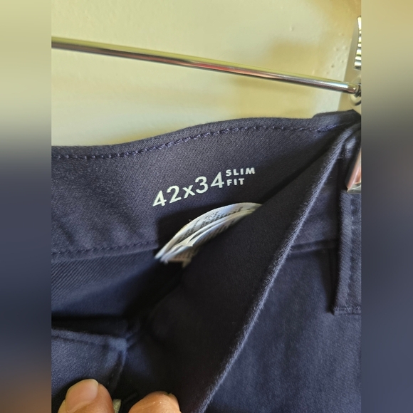 Banana Republic, Traveler Pant, Slim Fit, Dark Navy, 42x34 - Picture 5 of 7